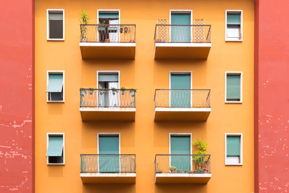 balcony