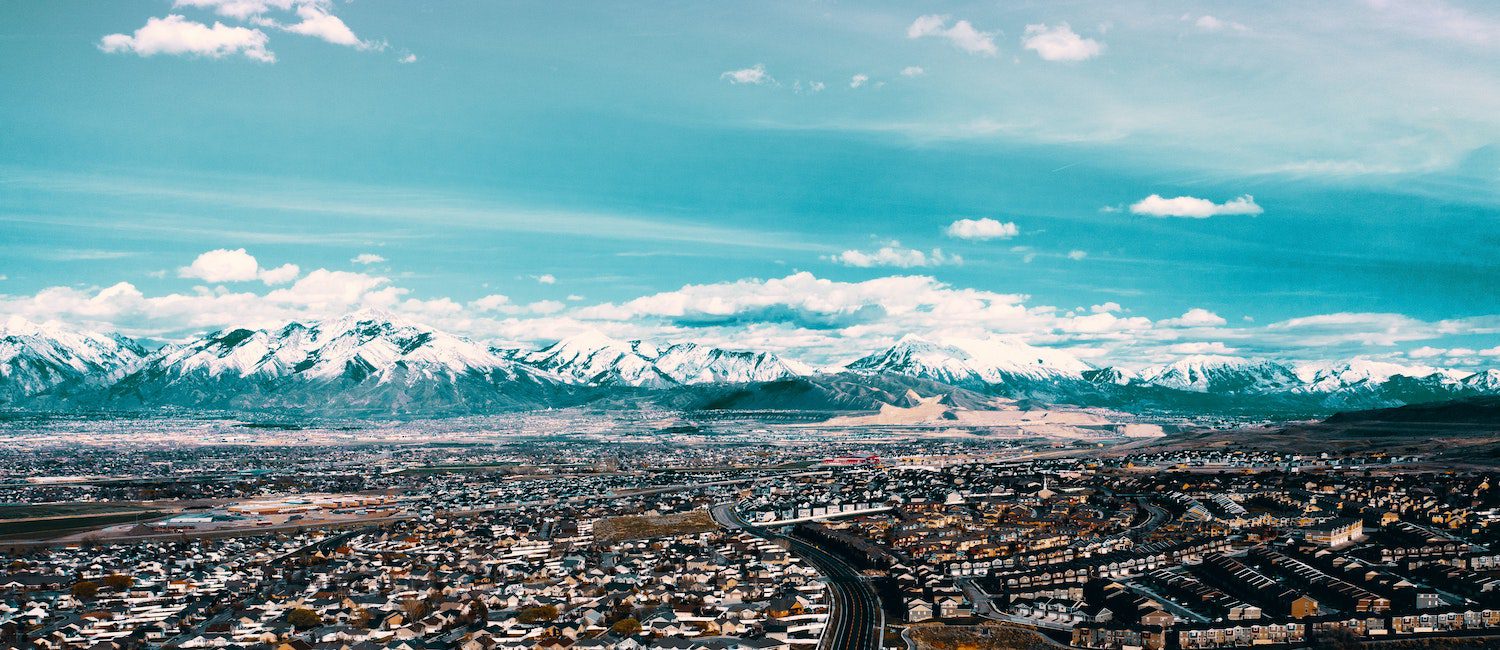 Image for Is Utah a Good Place to Live? 10 Pros and Cons of Renting in Utah