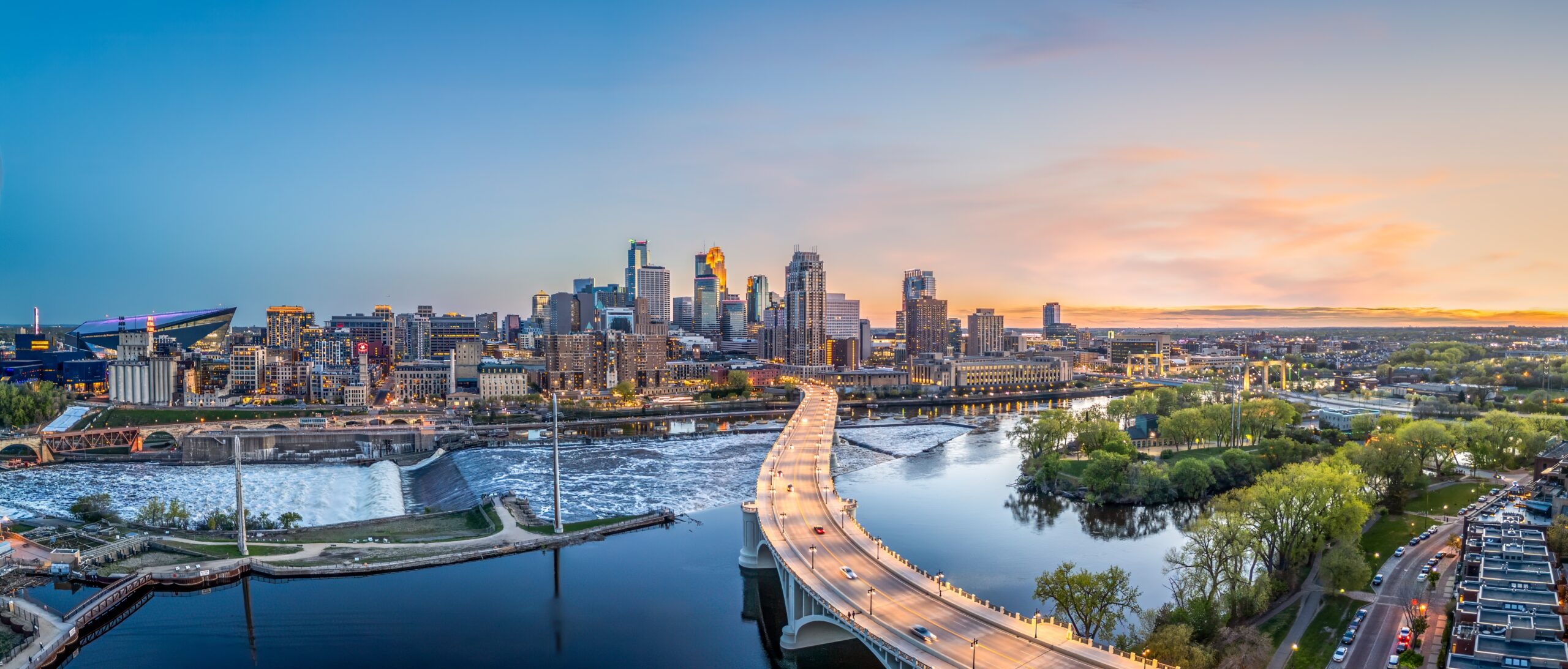 Image for Cost of Living in Minnesota: Average Rent, Groceries, Utilities, and More