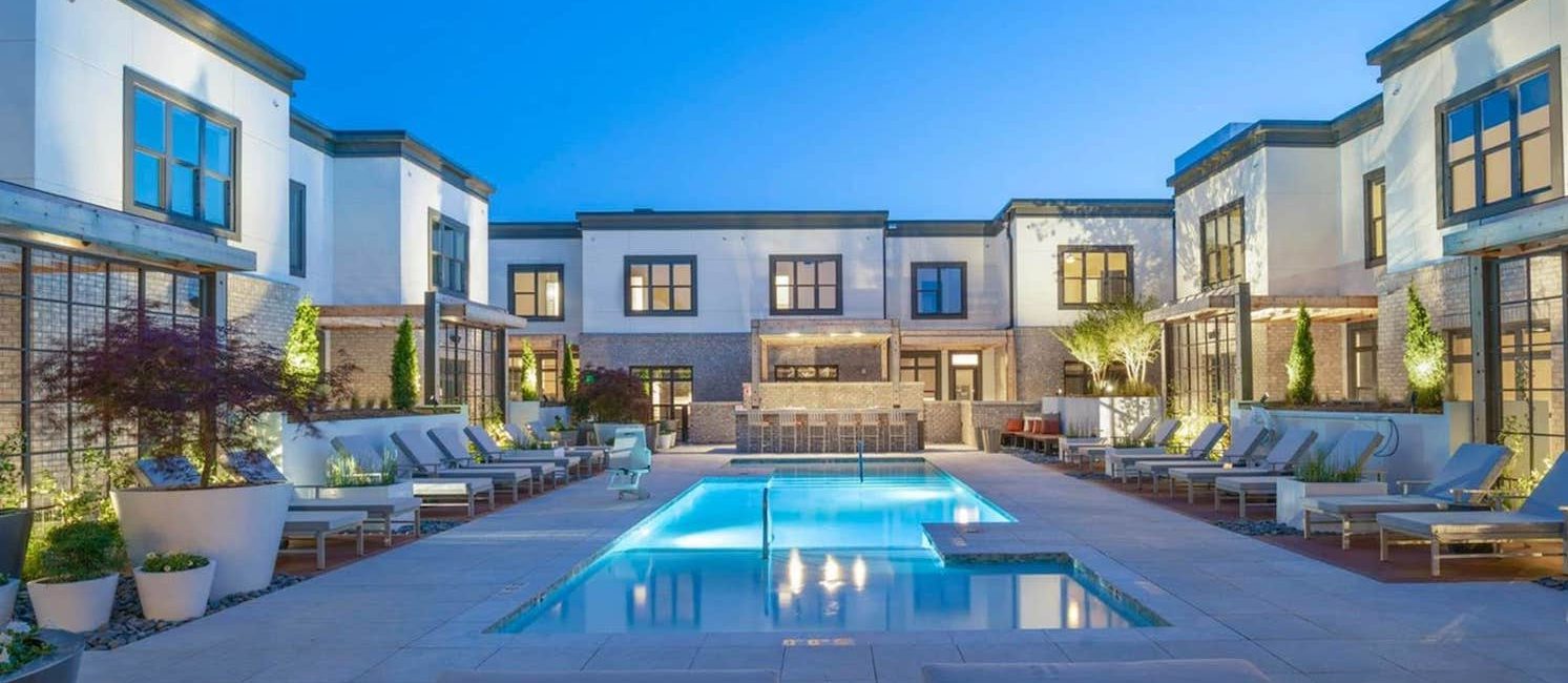 apartment pools in charlotte