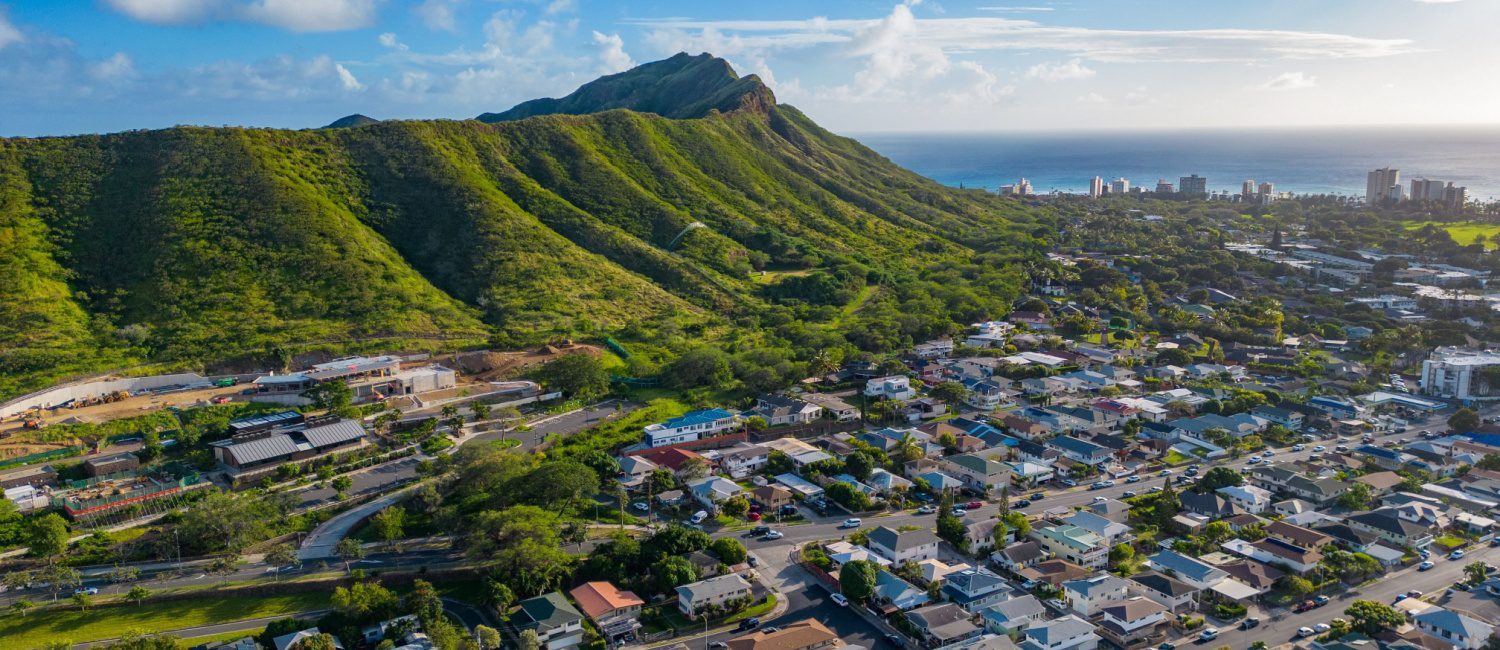 Diamond head in Honolulu, a Hawaiian city full of pros and cons