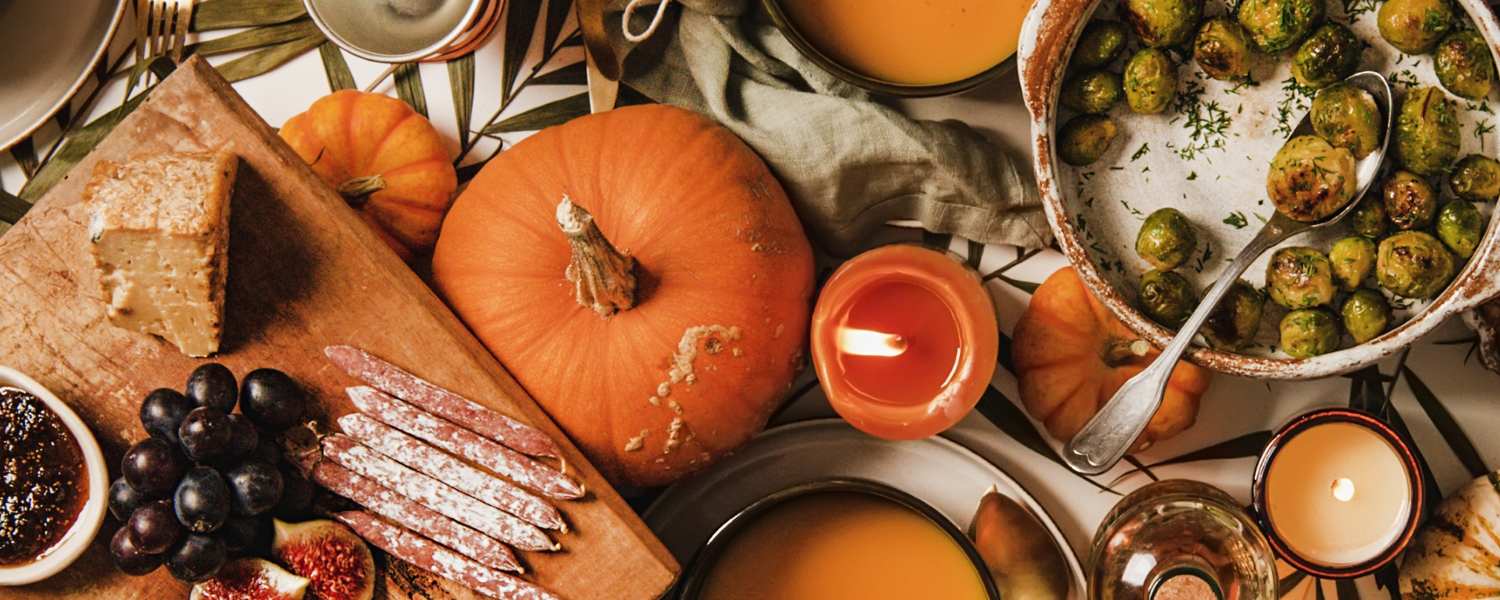 thanksgiving table scape